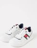 Tommy Hilfiger Sneakers LOW CUT LACE UP SNEAKER met gestreepte aantreklus online kopen