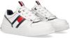 Tommy Hilfiger Sneakers LOW CUT LACE UP SNEAKER met gestreepte aantreklus online kopen